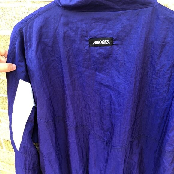 Vintage 1980s Brooks Toronto Blue Jays Nylon Jacket - Picture 3 of 16